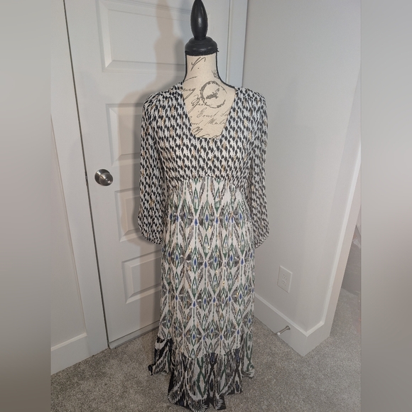 Chico's Boho Black, White And Metallic Gold Geometric Long Sleeve Dress Size 6 - Picture 10 of 10